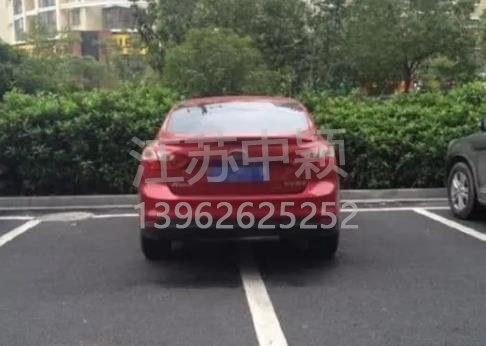 車停在車位也被貼處罰單子?交通警察:這三種停車方式也算違規(guī)!